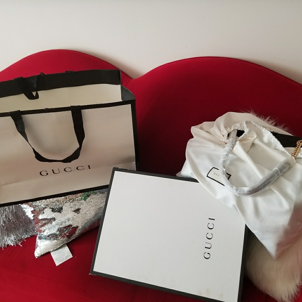 Gucci Signature Bag - Picture 5 of 8